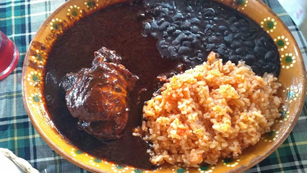 メキシコ料理モーレ