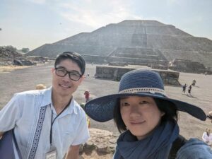 メキシコのテオティワカン遺跡の太陽のピラミッド