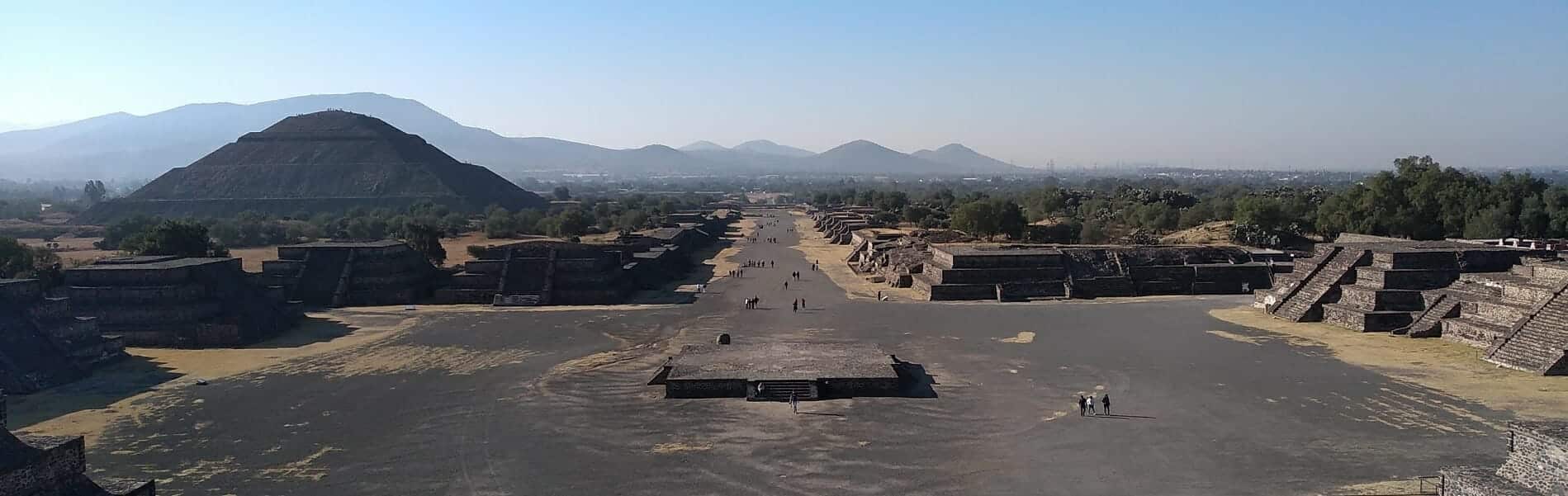 世界遺産でもあるメキシコのテオティワカン遺跡
